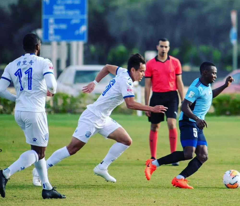 乌克兰士兵反杀督战队