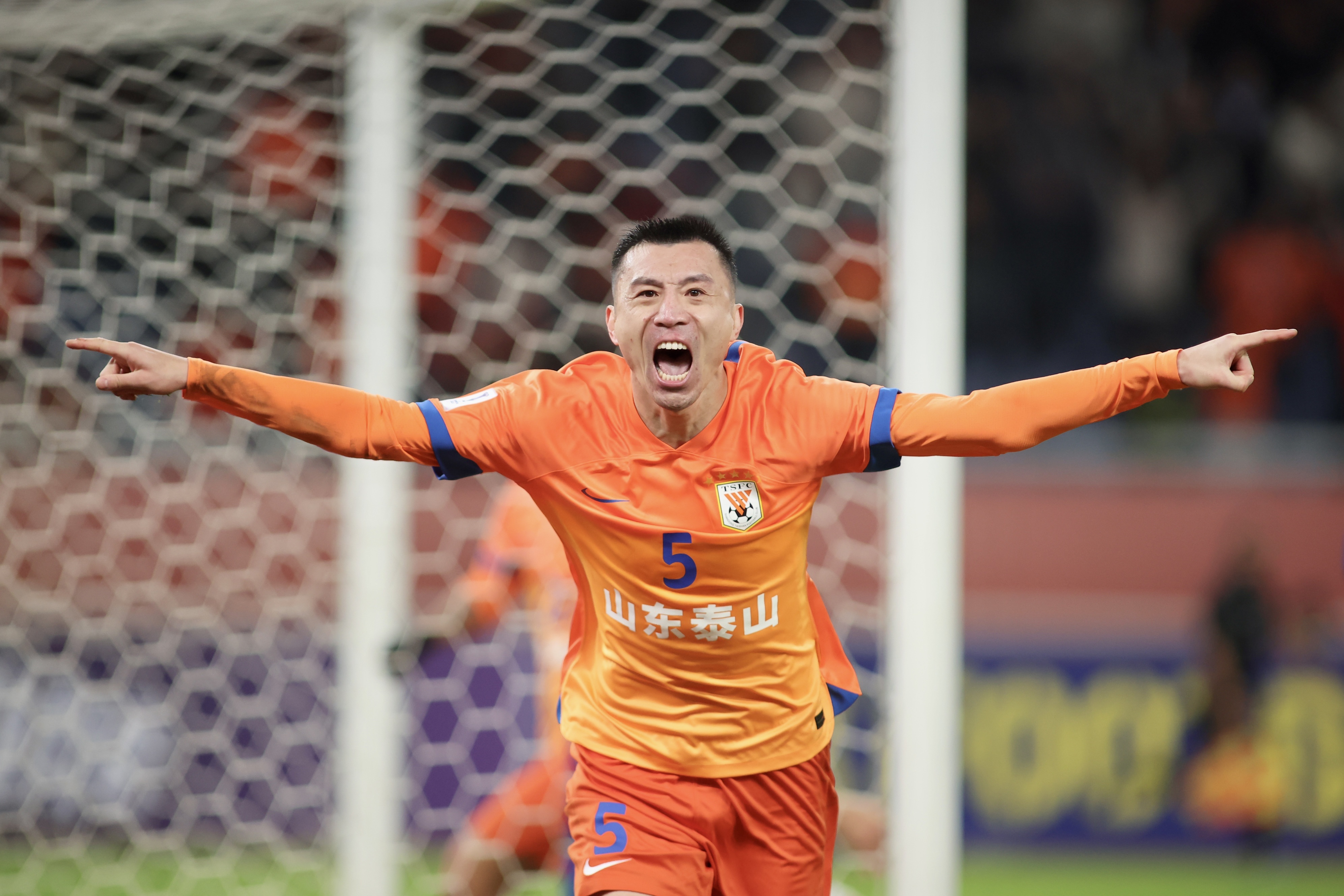 转会期社区盾传出新动向，山东泰山临场应变，管理层表态——底气十足，资深球员宣示担当的简单介绍-米兰体育